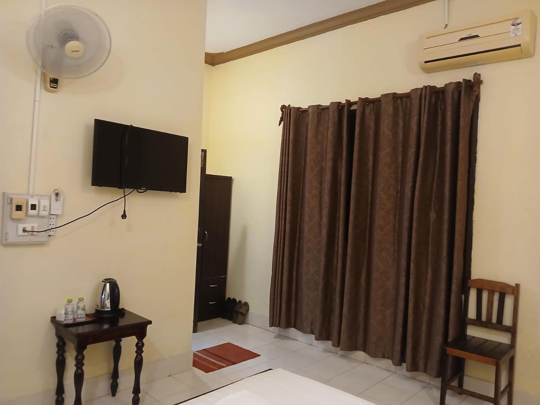 Vang Vieng Camellia Hotel Exterior photo
